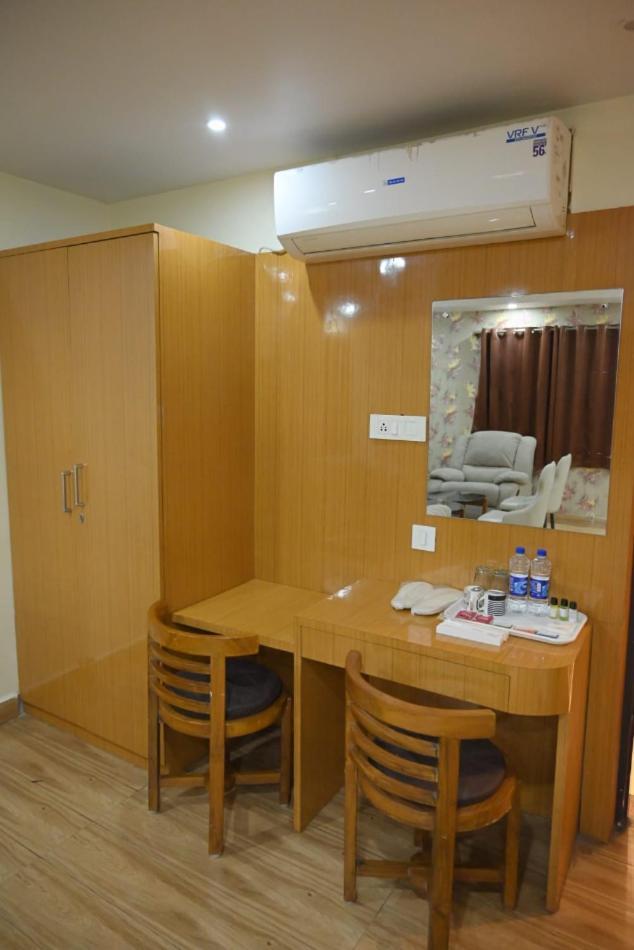 Hotel Jyoti International Asansol Luaran gambar