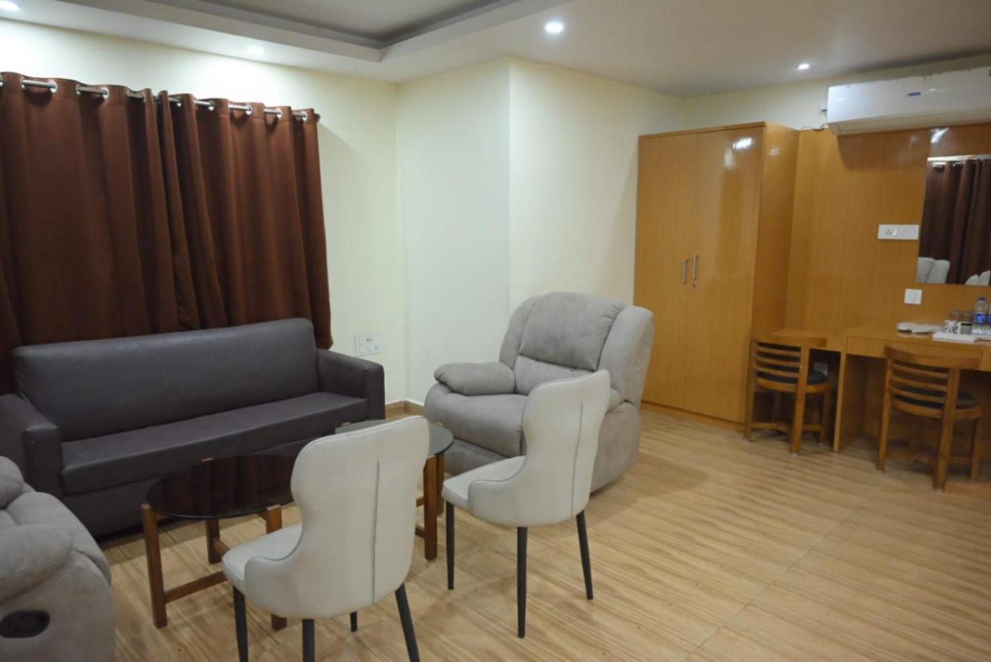 Hotel Jyoti International Asansol Luaran gambar
